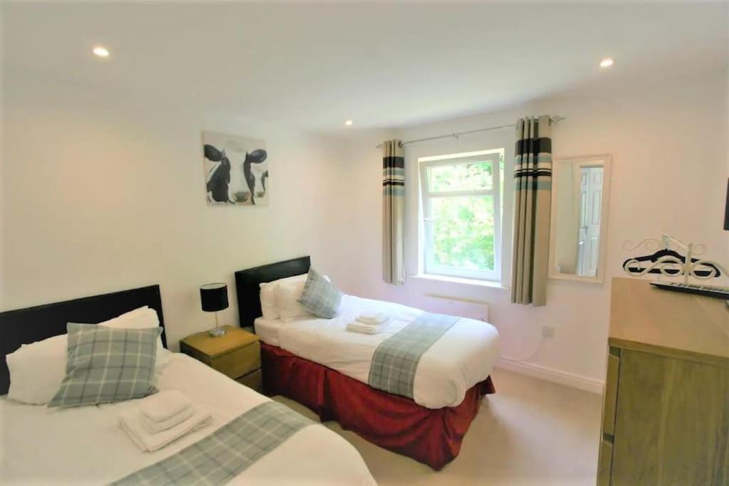 Beautiful Loch Side Apartment With Panoramic Views Fort William Bagian luar foto